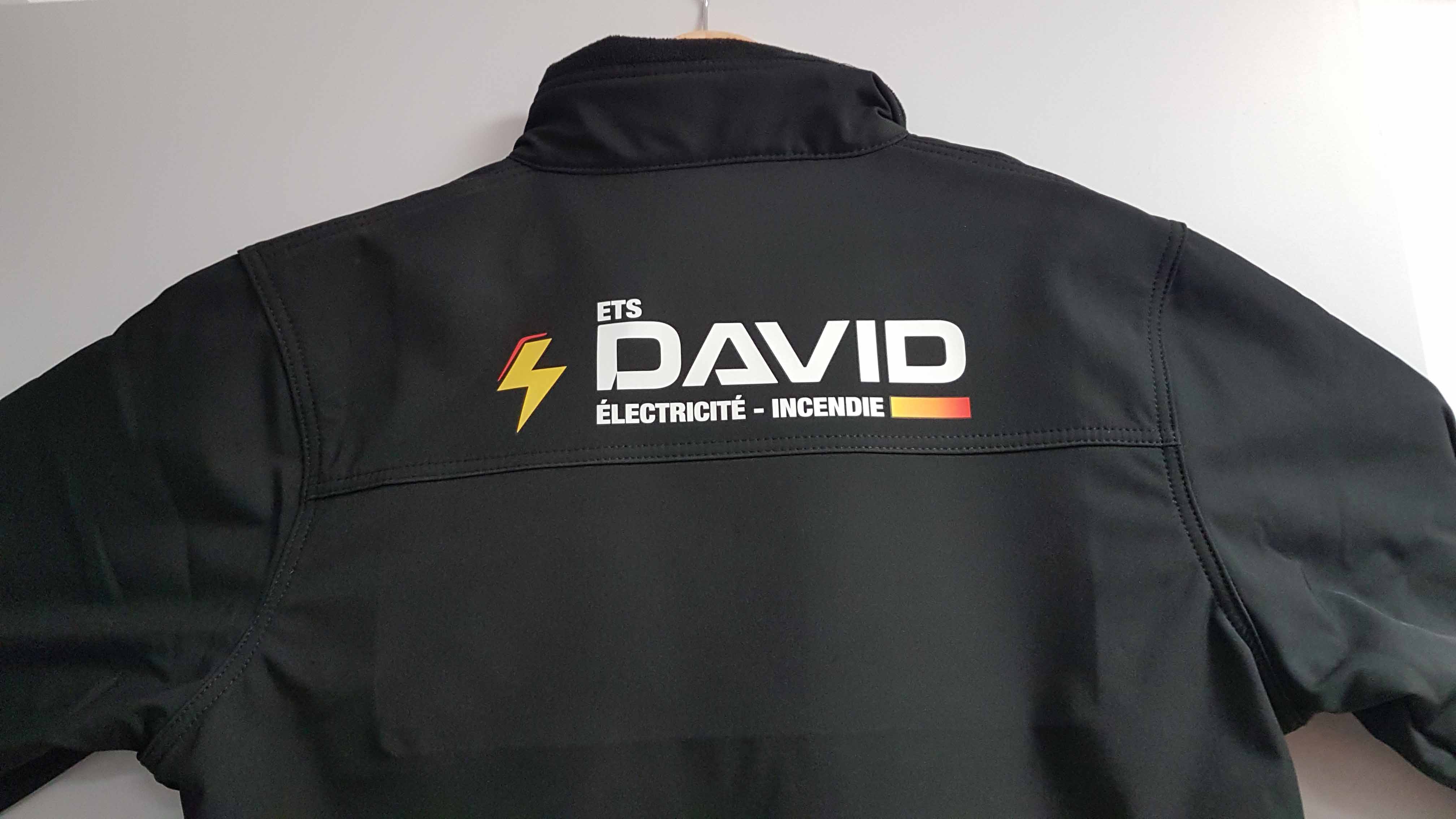 Transfert logo sur parka haute visibilité